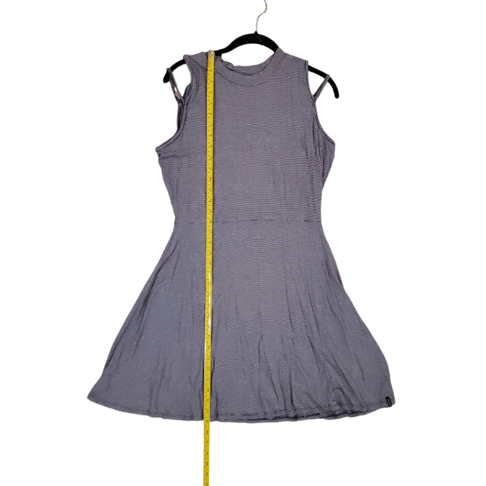 Volcom Women's Open Arms Cold Shoulder Navy Stripe Dress Large - Picture 5 of 7